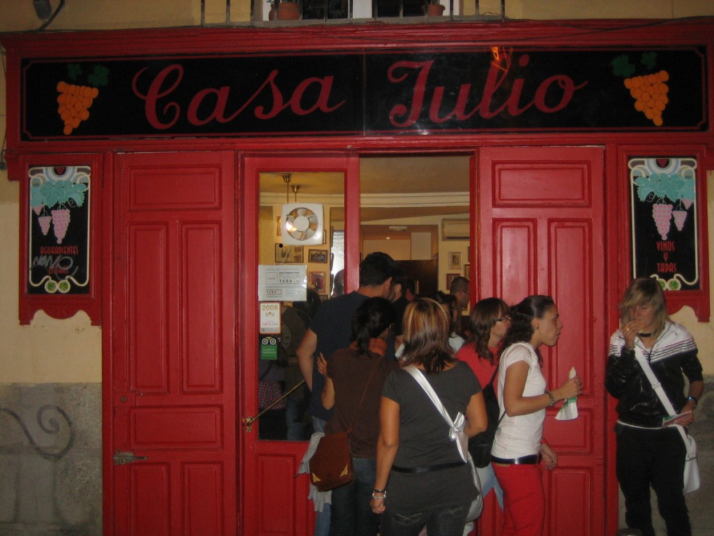 Taberna Casa Julio. Visitar Madrid